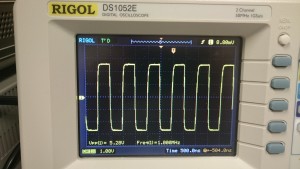 FY3200S 1MHz 5V Square Wave