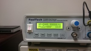 FY3200S 5MHz 5V Square Wave