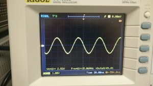 DG1022U_15MHz_5V_Sine